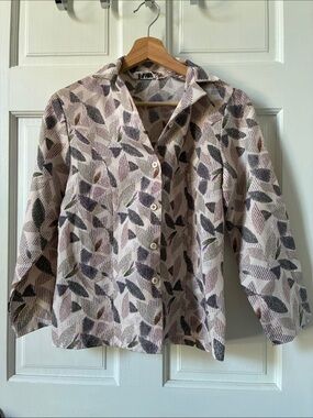 Jayshire Leaf-Print Button-Front Shirt